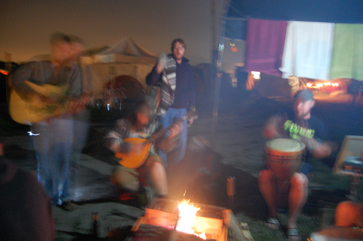 Jammin Round the Fire